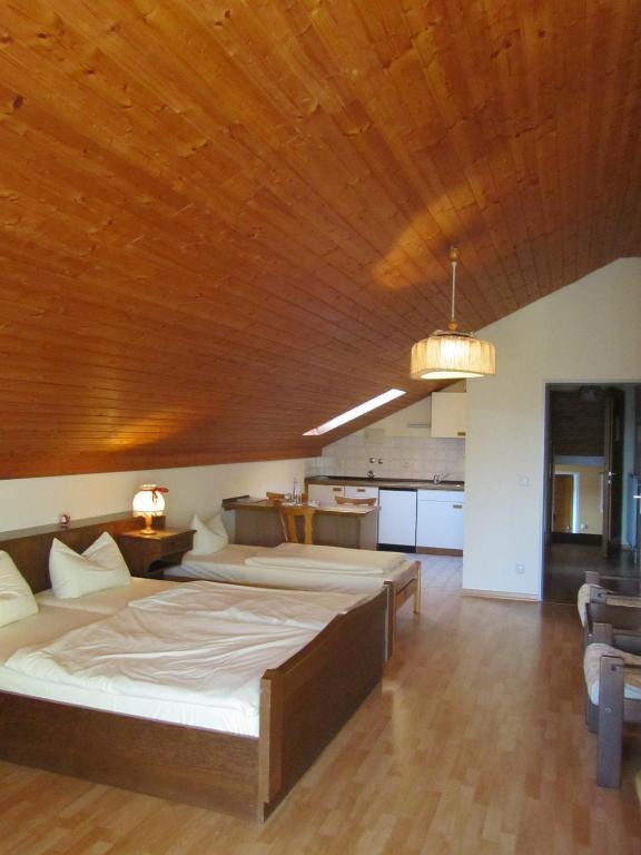 Hotel Gasthof Humplbrau โวลฟรัทส์เฮาเซิน ห้อง รูปภาพ